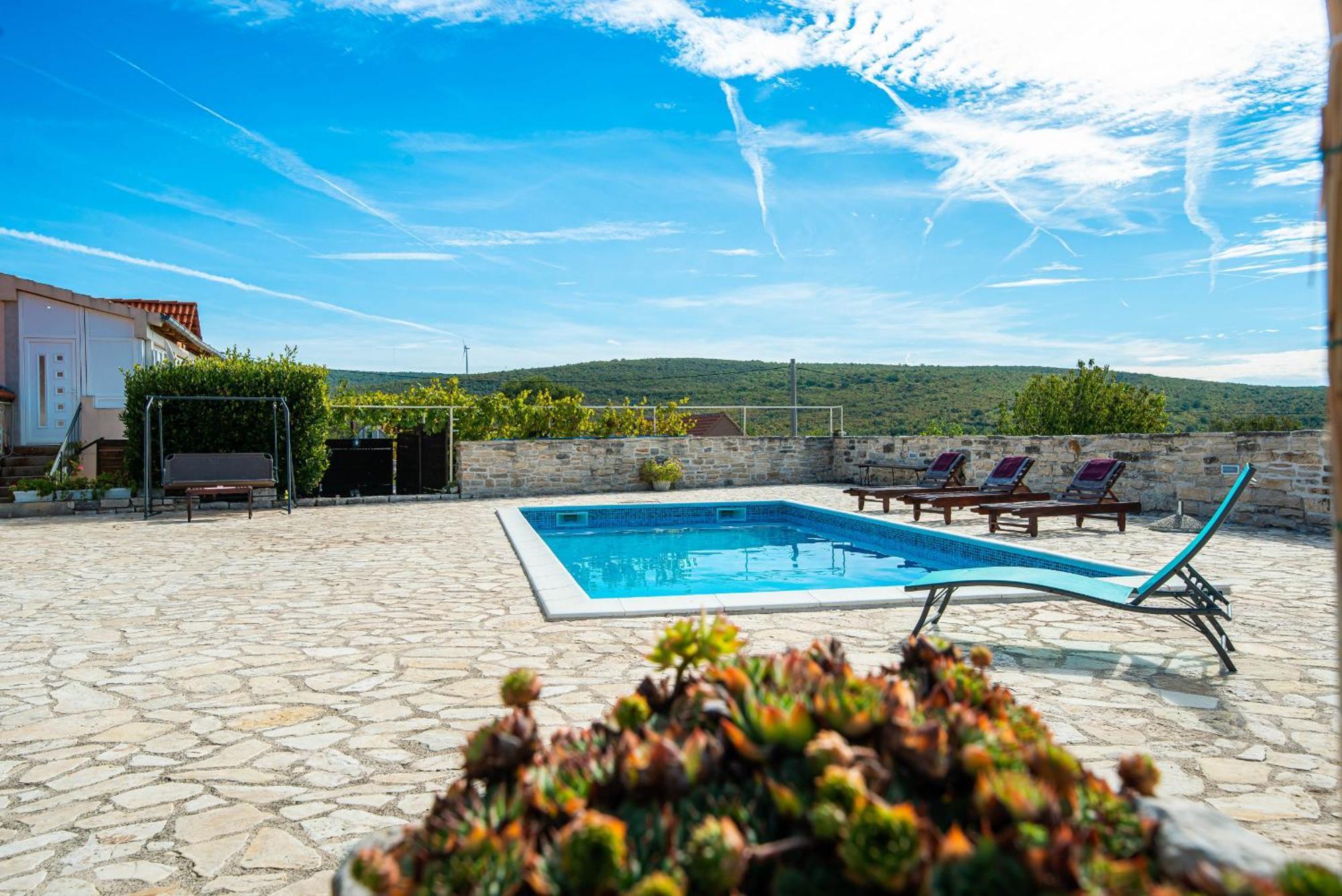 Dalmatian Country House Irena Bruska Exterior photo