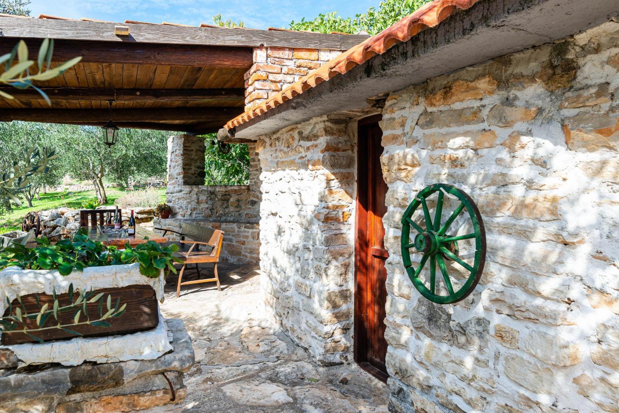 Dalmatian Country House Irena Bruska Exterior photo